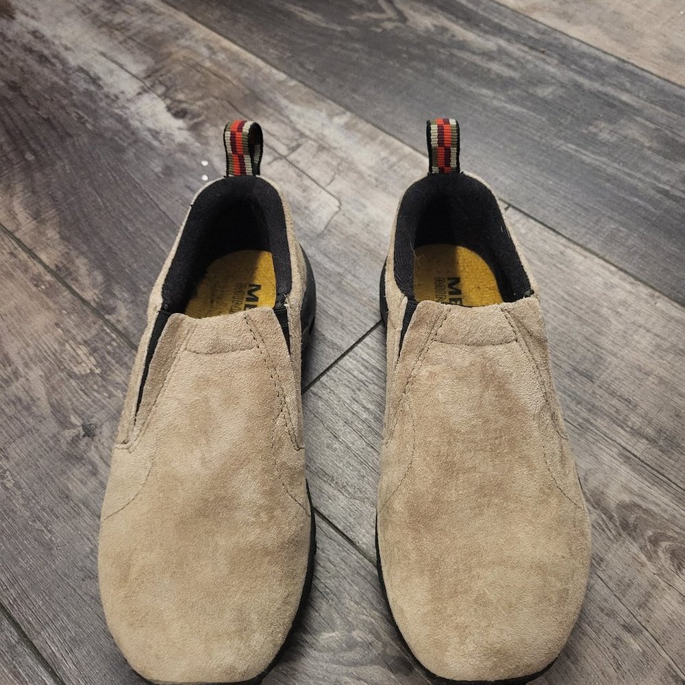 Merrell beige leather jungle moc size 2 kid slip ons